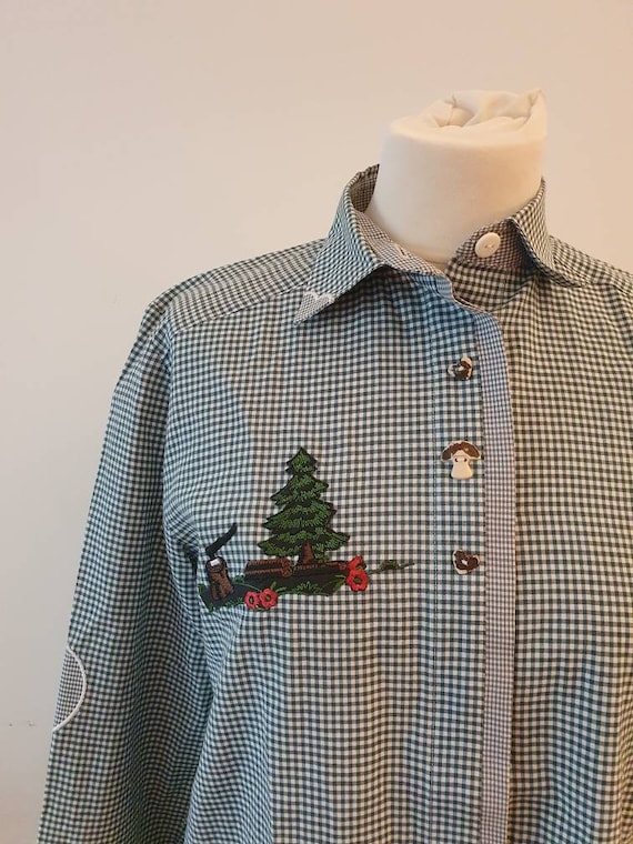Vintage christmas embroidered folklore blouse