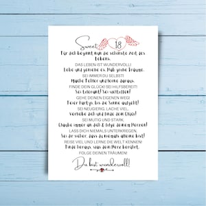 Puede incluir: Tarjeta blanca con escritura negra y la palabra "Sweet" encima del n&uacute;mero "18" con acentos de coraz&oacute;n y alas. La tarjeta contiene texto inspirador en alem&aacute;n, adecuado para un cumplea&ntilde;os o una celebraci&oacute;n importante.
