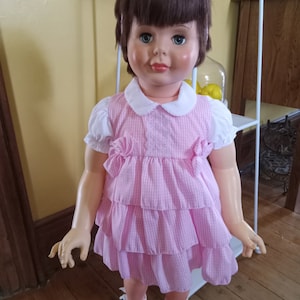 Pretty vintage playpal companion doll
