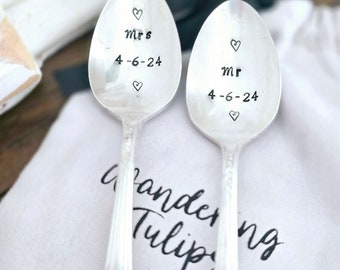 MR and MRS Vintage Silver Plated Teaspoons, gift for shower, gift for wedding, newlyweds gift, gift for engagement, congratulations gift