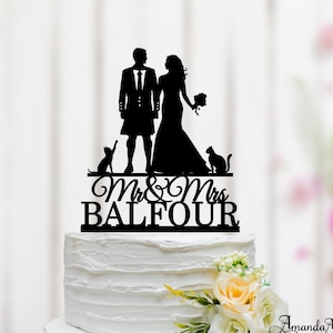 Scottish Wedding Cake Topper, Groom In kilt silhouette cake topper, Scottish Theme Decoration, Couple Cake topper,Mr And Mrs Cake Topper 042