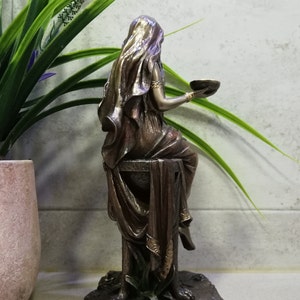 Pythia the High Priestess of the Temple of Apollo at Delphi 25cm 9.84in ...