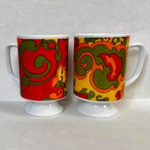 Tazas de pedestal apilables vintage de los años 70, Japón 8011.