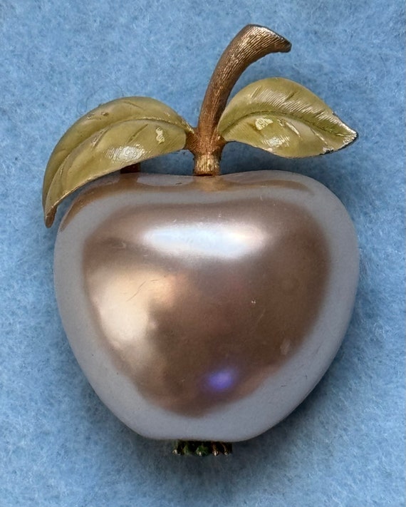 1960’s J J Jonette Faux Pearl Apple Brooch