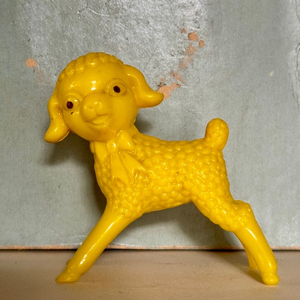 Vintage Rosbro Yellow Hollow Hard Plastic Easter Lamb