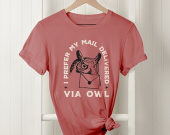 I Prefer My Mail Delivered Via Owl Short-Sleeve Unisex T-Shirt