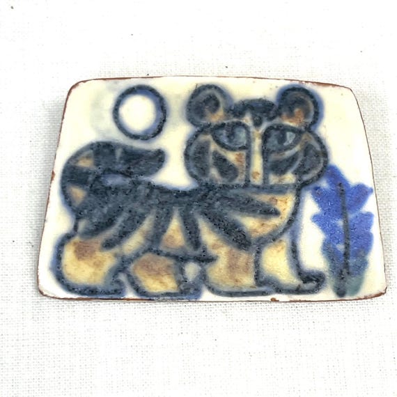 Karin og Aase Denmark brooch