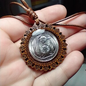 2020 Fruit Bat Year Of The Bat US Commemorative Quarter American Samoa First Time Cut Hand Cut Coin Pendant