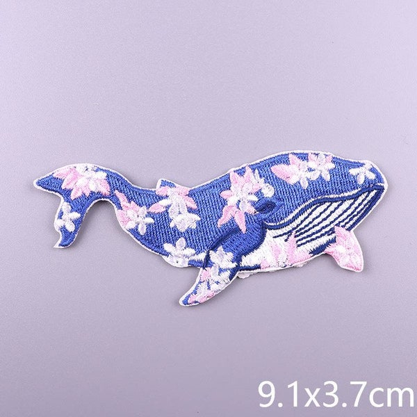 Blue Whale Embroidery Design Iron on Patch Decorative Animals Stickers Embroidery Applique Garment Iron On Badge Accessories