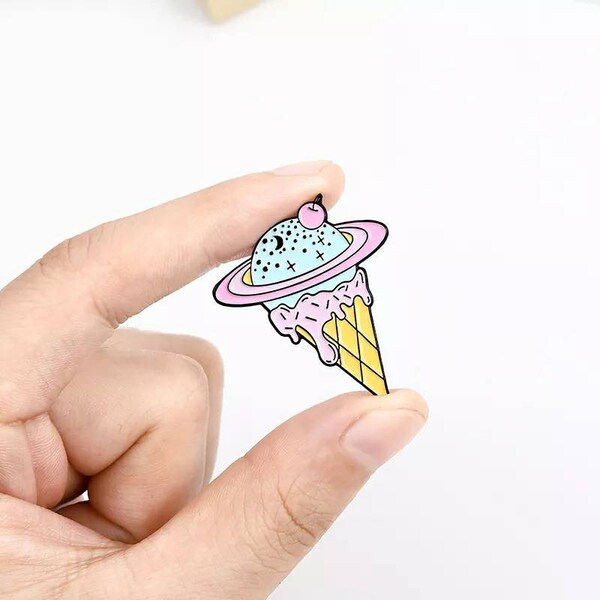 Summer Fresh Ice Cream Pin Accessories Starry Sky Fruity Cone Cute Badge Brooch Backpack Enamel Pin Lapel