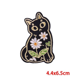 Black Cat Embroidery Design Iron on Patch Decorative Badge Embroidery Decorative DIY Gift Clothing Accessories Badge T-shirt Heat Transfer