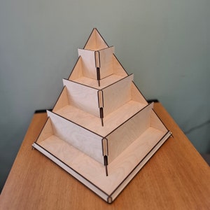 Lasergeschnittene modulare Ecke Merchandise Display stand Regalhalter Veranstalter svg dxf vorlage einzelhandel tragbar