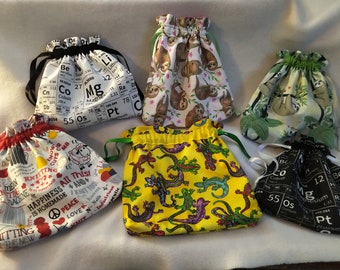 Draw sting bag, dice bag, bag, accessory holder, snack bag, project bag, organizer.