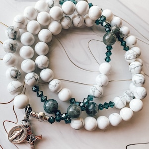 Stretch rosary bracelet - Customizable, Catholic gift, Wearable rosary