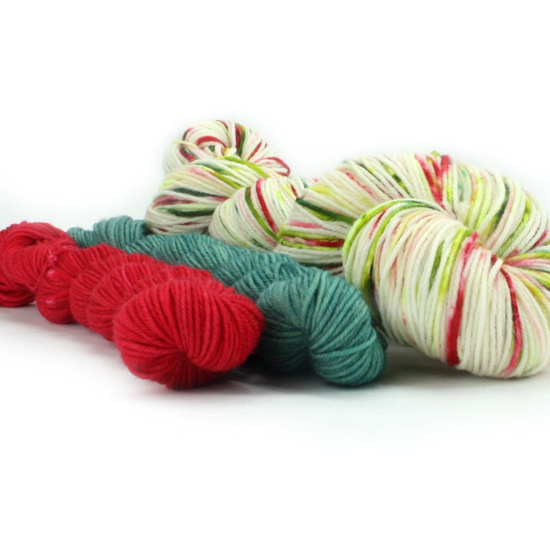 Grinch Green Yarn - Etsy