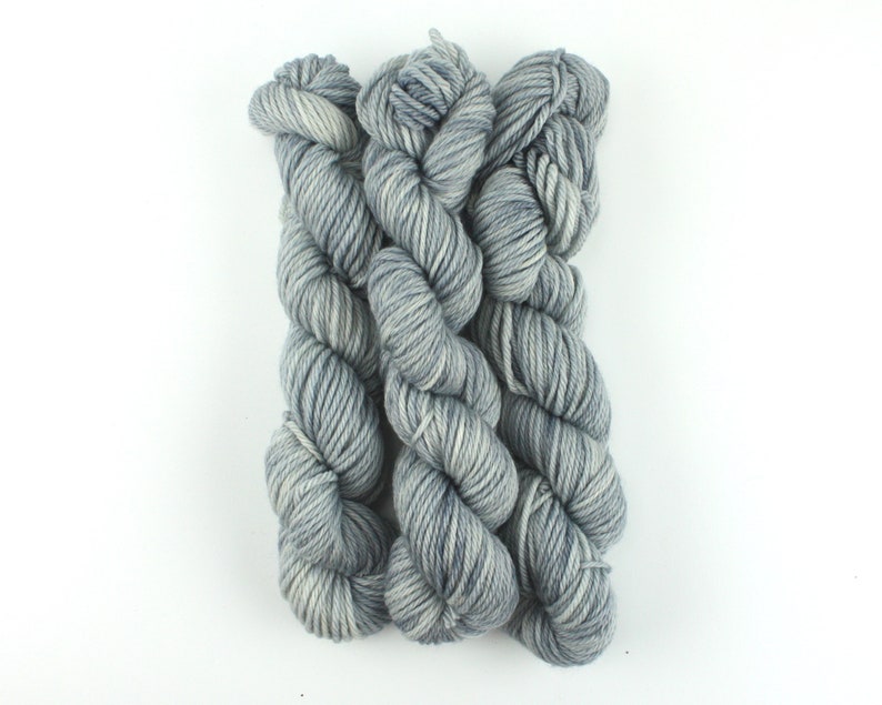Beginner Knit kit, Beanie Knitting Kit, Hat Knitting Kit, Beanie knit hat, Hand dyed yarn, Grey image 3