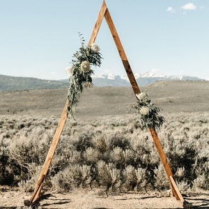 Triangle Wedding Arbor DIY Plans PDF - Backyard Trellis and Arch Woodworking Plans