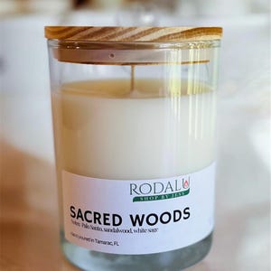 Palo santo, sandalwood, sage soy wax candle/handmade/9oz