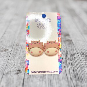 Chonky Brown Cat Stud Earring