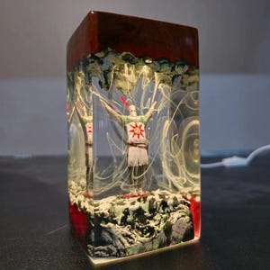 Solaire of Astora Praise The Sun Tarot Card Thank God Online custom epoxy resin lamp, christmas gift, gift for kid, gift for fan