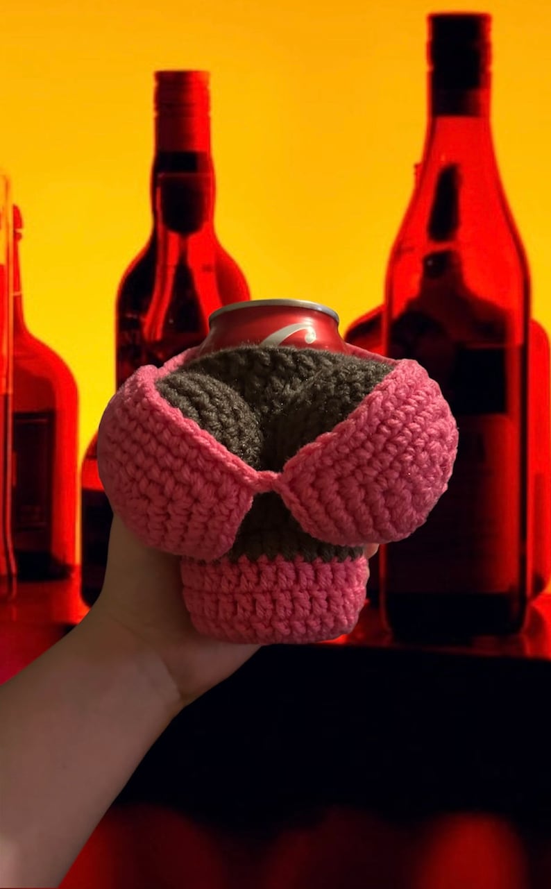 Boobie drink holder pattern image 6