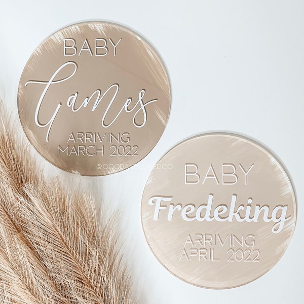 Acrylic Pregnancy Announcement | Pregnancy Photoshoot Prop | Baby Arriving Soon Pregnancy Announcement | Personalized Pregnancy Announcement