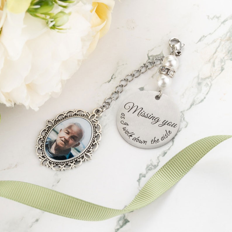 Custom Photo Charm for Bridal Memorial Bouquet Charm Pendant with any photo. Oval Shape Keepsake with Ribbon. Wedding Flower Bride Ideas zdjęcie 3