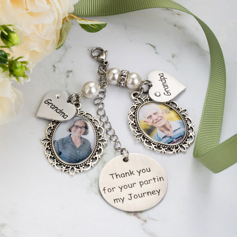 Custom Photo Charm for Bridal Memorial Bouquet Charm Pendant with any photo. Oval Shape Keepsake with Ribbon. Wedding Flower Bride Ideas zdjęcie 2