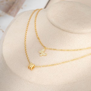 Collar de mariposa y capas iniciales, collar multicapa, collar de plata esterlina 925, joyería de moda para mujeres y niñas