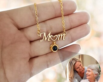 Custom Photo Projection Necklace, Mom Plate with a Heart Pendant Necklace, Memorial Jewelry Gift for Mother's Day/Birthday/Anniversary