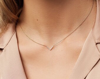 V Necklace, Chevron Necklace, 14K V necklace, V Diamond Necklace, Minimal V necklace, 14K Solid Gold, Tiny Necklace