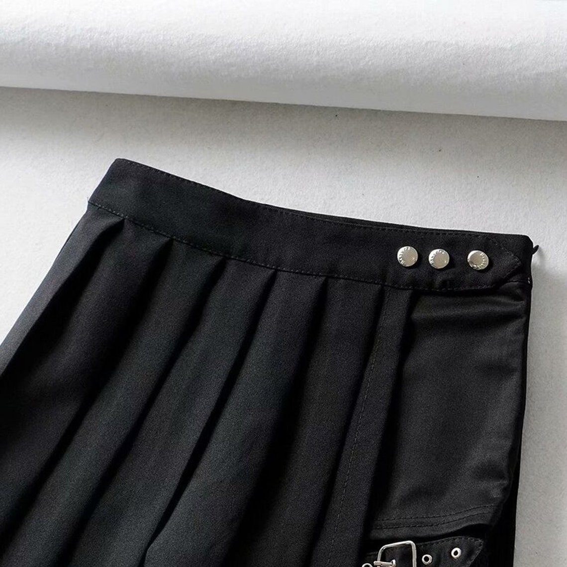 pleated cargo skirt