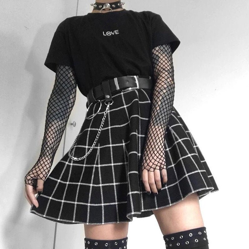 black work skirt xs