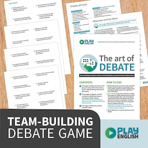 Pode incluir: Um jogo de debate para formação de equipas com o título "The art of DEBATE" e o texto "TEAM-BUILDING DEBATE GAME" em fonte branca e preta. O jogo inclui frases de debate, ideias de atividades alternativas e tópicos de debate. O jogo foi concebido para melhorar o pensamento crítico, a comunicação e a colaboração.