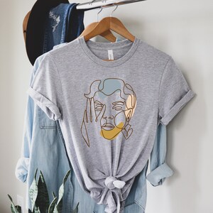 Abstract Face T-Shirt, Line Drawing Shirt, One Line Art, Modern Shirt, Graphic Tee, Woman Line Art Shirt