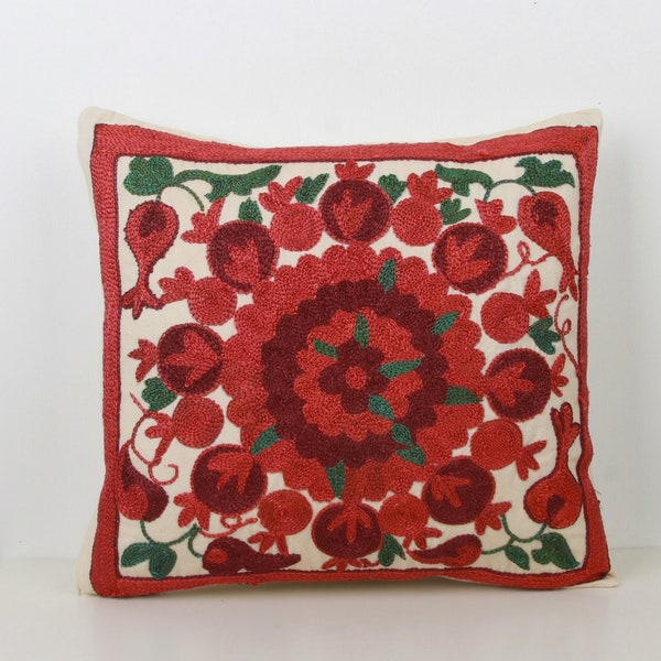 Embroidered Suzani Pillowcase Bohemian Red Green 16"x16" (40x40cm) Eclectic Pillow Silk Zippered Cushion Cover Lumbar Home Decoration