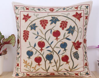 Embroidered Suzani Pillowcase Bohemian Red Green Yellow 20"x20" (50x50cm) Eclectic Pillow Silk Zippered Cushion Cover Lumbar Home Decoration