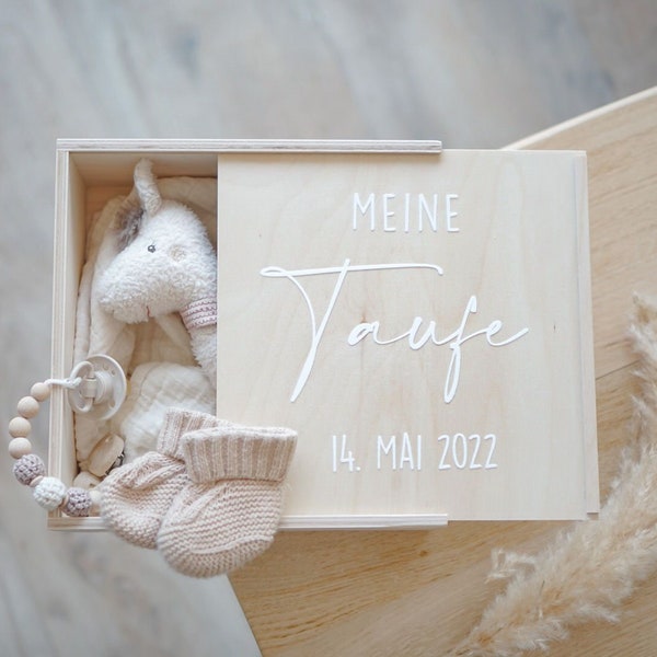 Baptism memory box // Children // Wooden box // Box // Storage // Crate // Personalized // Date // Name //