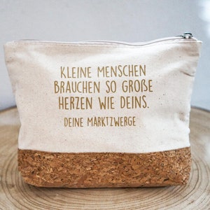 Kosmetiktasche mit Kork in beige als Geschenk für Erzieherinnen