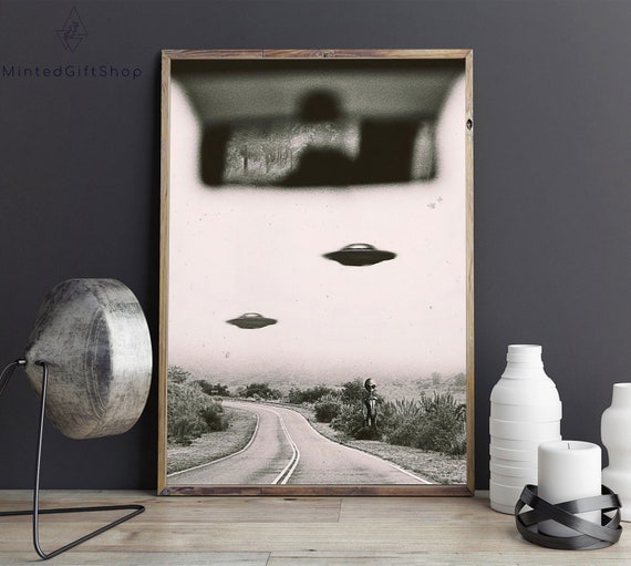 UFO poster, UFO Alien poster, Wall decor, Wall Art