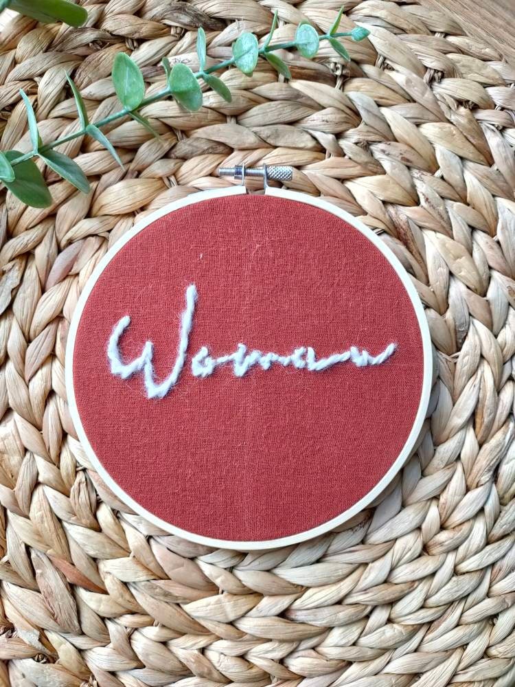 Tambour Brodé Woman