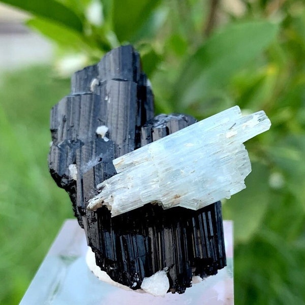 23 grams lovely batural damagfree top quality aquamarine with black tourmaline specimen from skardu province pakistan