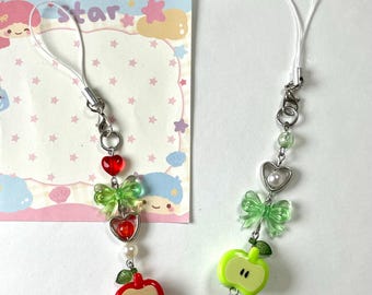 Fruchtiger Apfel Schlüsselanhänger Taschenbaumler heiisei retro juminocore grün Apfel rot Schmuckstück Cutecore Kidcore y2k kawaii jellyspark