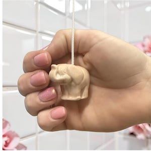 Glossy Ceramic Pink Ceramic Elephant Light Pull with Cord & Connector