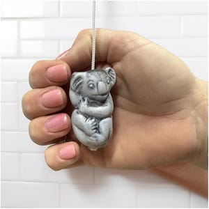 Keramische blauw/grijze koala-lichttrekker met koord en verbindingsstuk