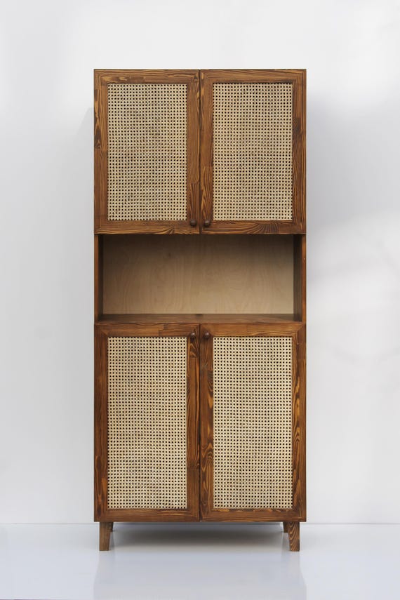 Bookcase, handmade from solid pinewood | CESTO