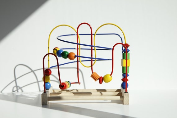 Montessori bead maze, handmade from solid sprucewood | TRE