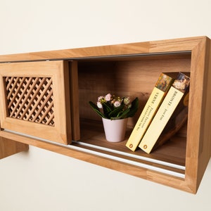 We recommend buying one of each size to finish your wall with perfect aesthetics.