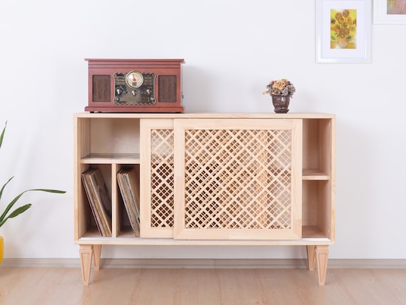 Vinyl credenza, handmade from solid pinewood | FROJHARD