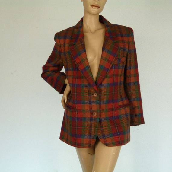 vintage Scottish jacket red red and green 100% woo
